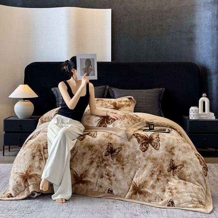 91家纺网 家纺一手货源 找家纺 （总）若未家居 LOVEWE HOUSE 2025新款蝴蝶风仿真貂绒床盖四件套A版400克B版260克-月光女神