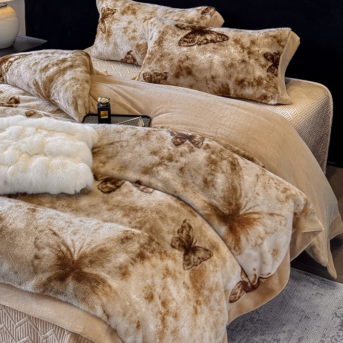 91家纺网 家纺一手货源 找家纺 若未家居 LOVEWE HOUSE 2025新款蝴蝶风仿真貂绒床盖四件套A版400克B版260克-月光女神 月光女神 米杏