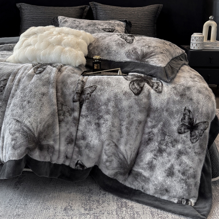 91家纺网 家纺一手货源 找家纺 若未家居 LOVEWE HOUSE 2025新款蝴蝶风仿真貂绒床盖四件套A版400克B版260克-月光女神 月光女神 星空灰