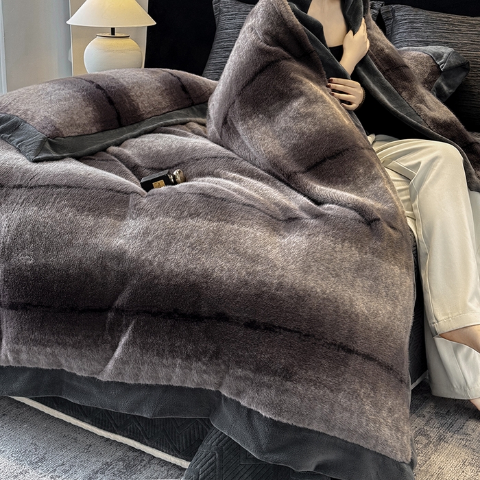 91家纺网 家纺一手货源 找家纺 （总）若未家居 LOVEWE HOUSE 2025新款轻奢意式风仿真貂绒床盖四件套A版400克B版260克-北国雪乡