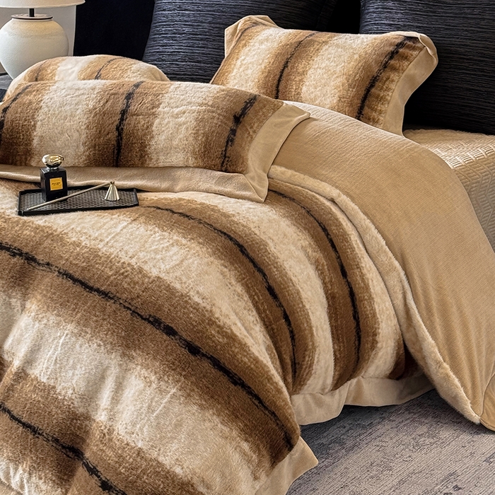 91家纺网 家纺一手货源 找家纺 若未家居 LOVEWE HOUSE 2025新款轻奢意式风仿真貂绒床盖四件套A版400克B版260克-北国雪乡 北国雪乡 驼