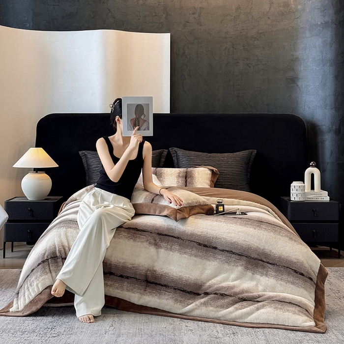 91家纺网 家纺一手货源 找家纺 若未家居 LOVEWE HOUSE 2025新款轻奢意式风仿真貂绒床盖四件套A版400克B版260克-北国雪乡 北国雪乡 咖