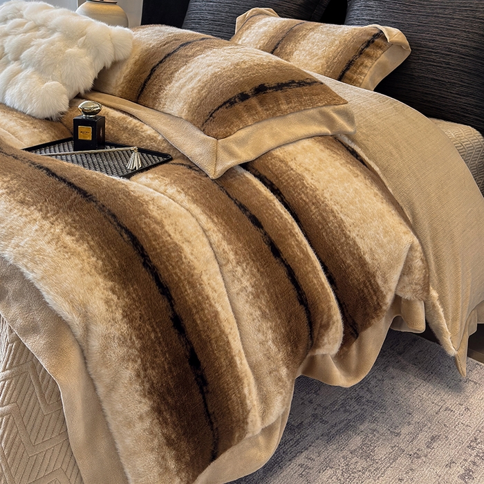 91家纺网 家纺一手货源 找家纺 若未家居 LOVEWE HOUSE 2025新款轻奢意式风仿真貂绒床盖四件套A版400克B版260克-北国雪乡 北国雪乡 驼
