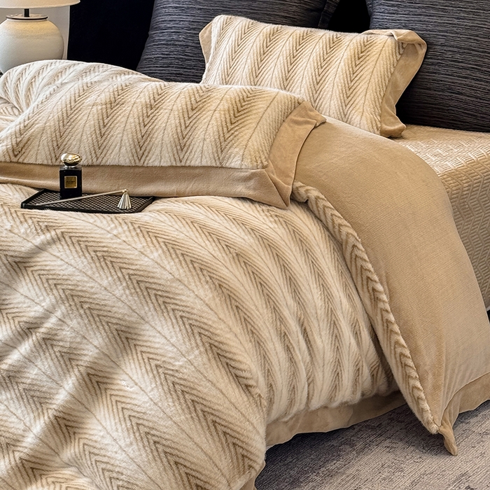 91家纺网 家纺一手货源 找家纺 （总）若未家居 LOVEWE HOUSE 2025新款轻奢中古风风仿真貂绒床盖四件套A版400克B版260克-阿波罗