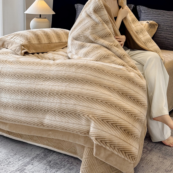 91家纺网 家纺一手货源 找家纺 （总）若未家居 LOVEWE HOUSE 2025新款轻奢中古风风仿真貂绒床盖四件套A版400克B版260克-阿波罗