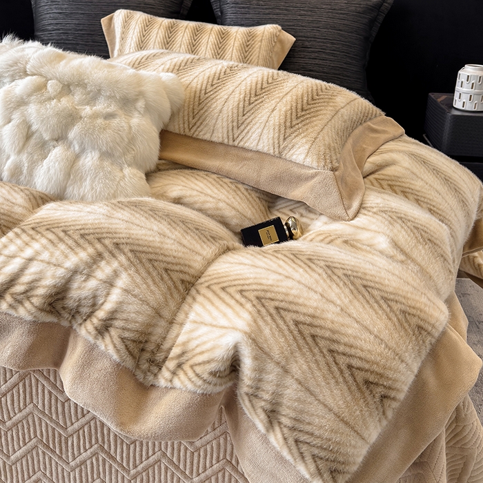 91家纺网 家纺一手货源 找家纺 （总）若未家居 LOVEWE HOUSE 2025新款轻奢中古风风仿真貂绒床盖四件套A版400克B版260克-阿波罗