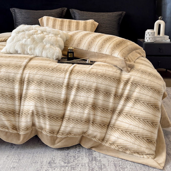 91家纺网 家纺一手货源 找家纺 若未家居 LOVEWE HOUSE 2025新款轻奢中古风风仿真貂绒床盖四件套A版400克B版260克-阿波罗 阿波罗 米杏