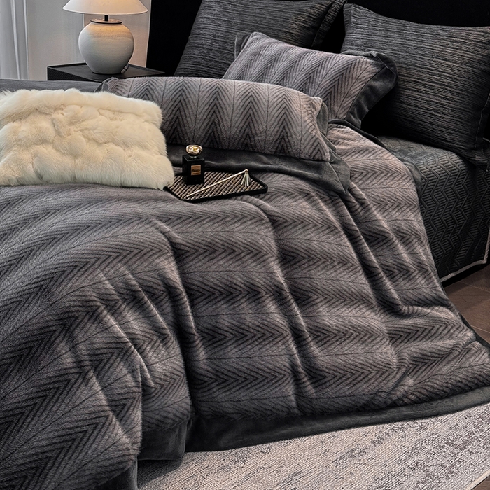 91家纺网 家纺一手货源 找家纺 若未家居 LOVEWE HOUSE 2025新款轻奢中古风风仿真貂绒床盖四件套A版400克B版260克-阿波罗 阿波罗 耀夜黑