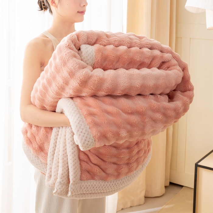 91家纺网 家纺一手货源 找家纺 爱彼家纺 2025热门冬季新款玉兔云绒毛毯单盖毯-多主图系列一 玉兔云绒-玉粉