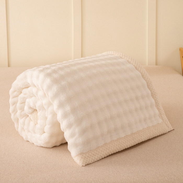 91家纺网 家纺一手货源 找家纺 爱彼家纺 2025热门冬季新款玉兔云绒毛毯单盖毯-多主图系列一 玉兔云绒-米白