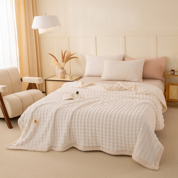 91家纺网 家纺一手货源 找家纺 爱彼家纺 2025热门冬季新款玉兔云绒毛毯单盖毯-多主图系列一 玉兔云绒-米白