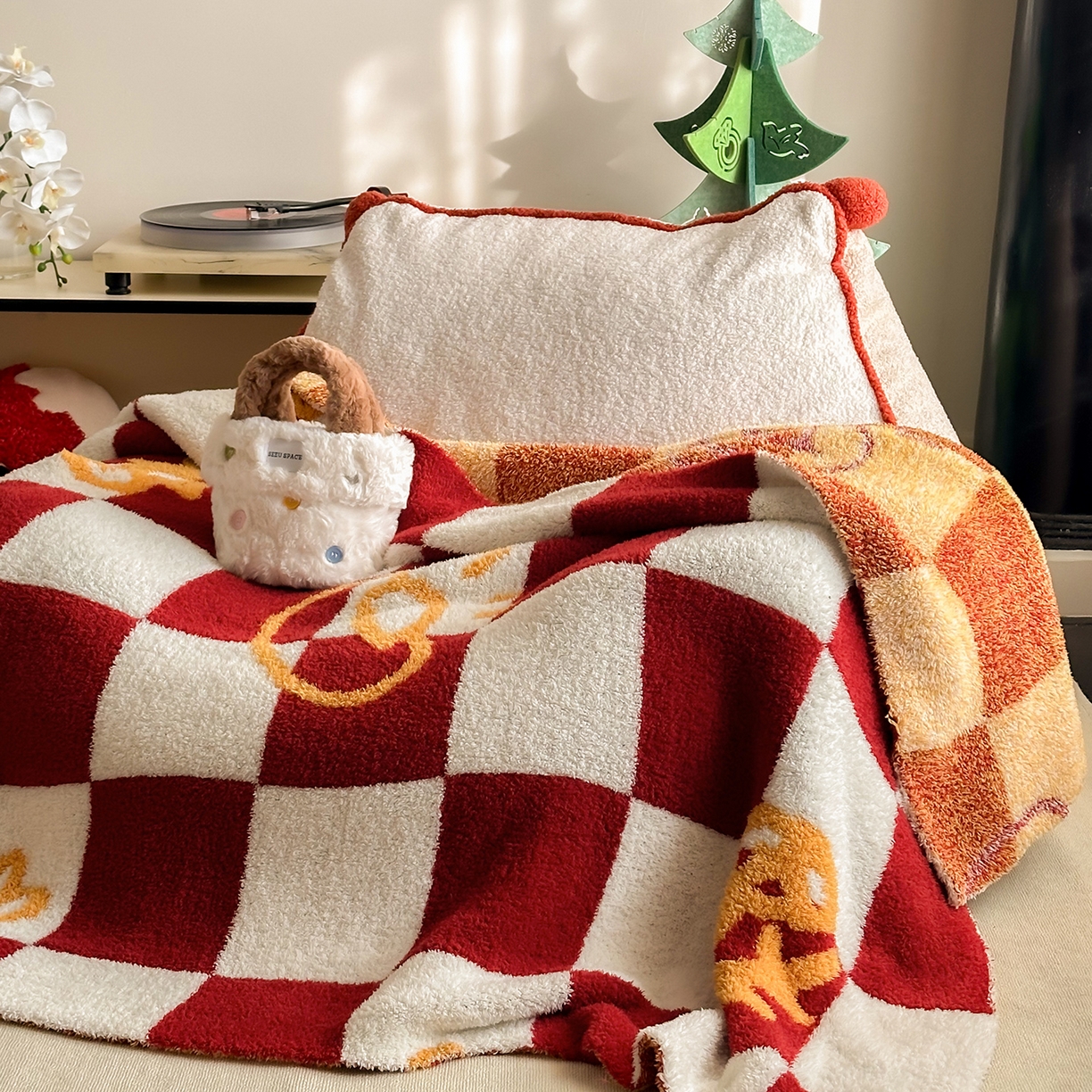 91家纺网 家纺一手货源 找家纺 多乐娜 2025新款原创设计半边绒毛毯盖毯沙发毯毯子 福气多多