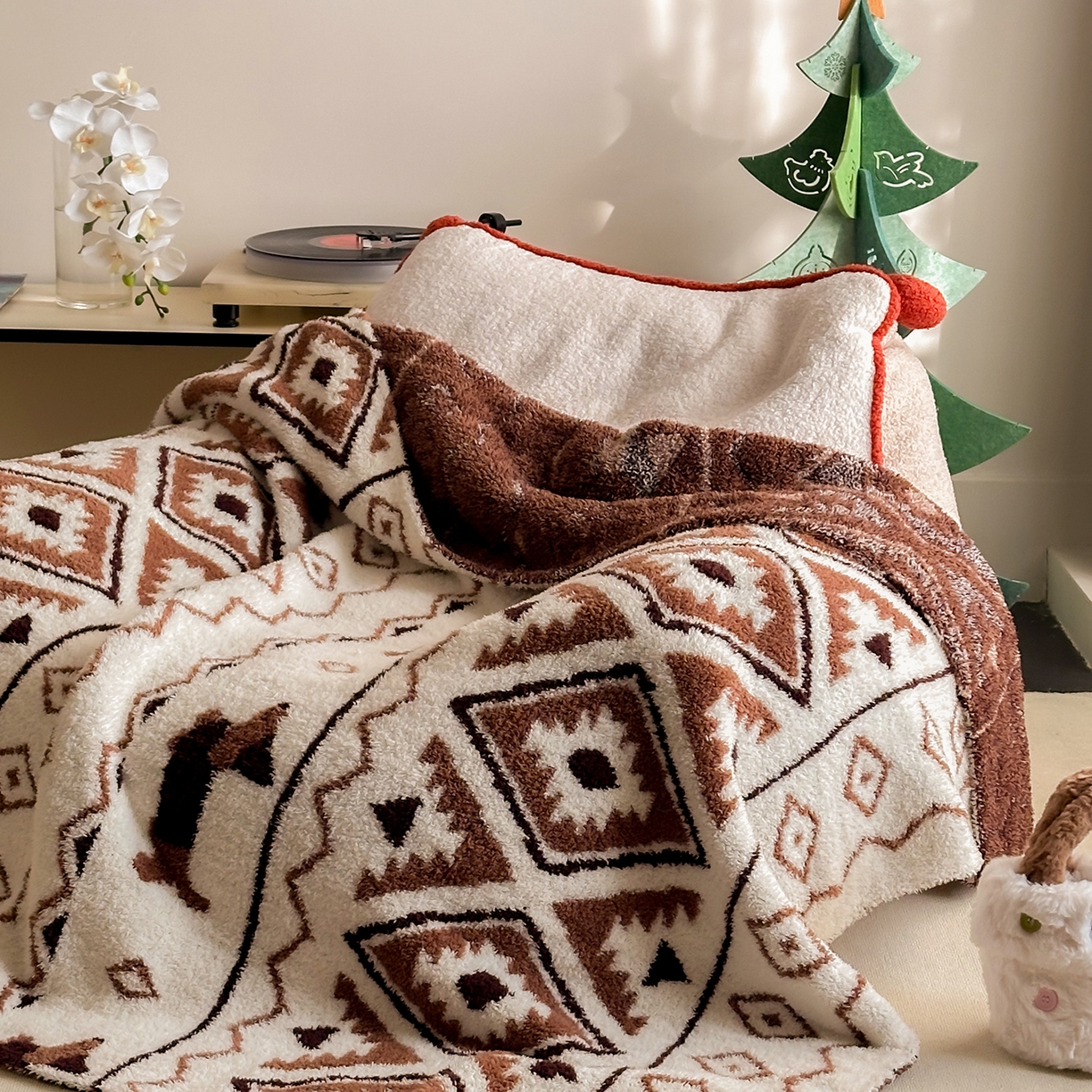 91家纺网 家纺一手货源 找家纺 多乐娜 2025新款原创设计半边绒毛毯盖毯沙发毯毯子 费尔岛咖