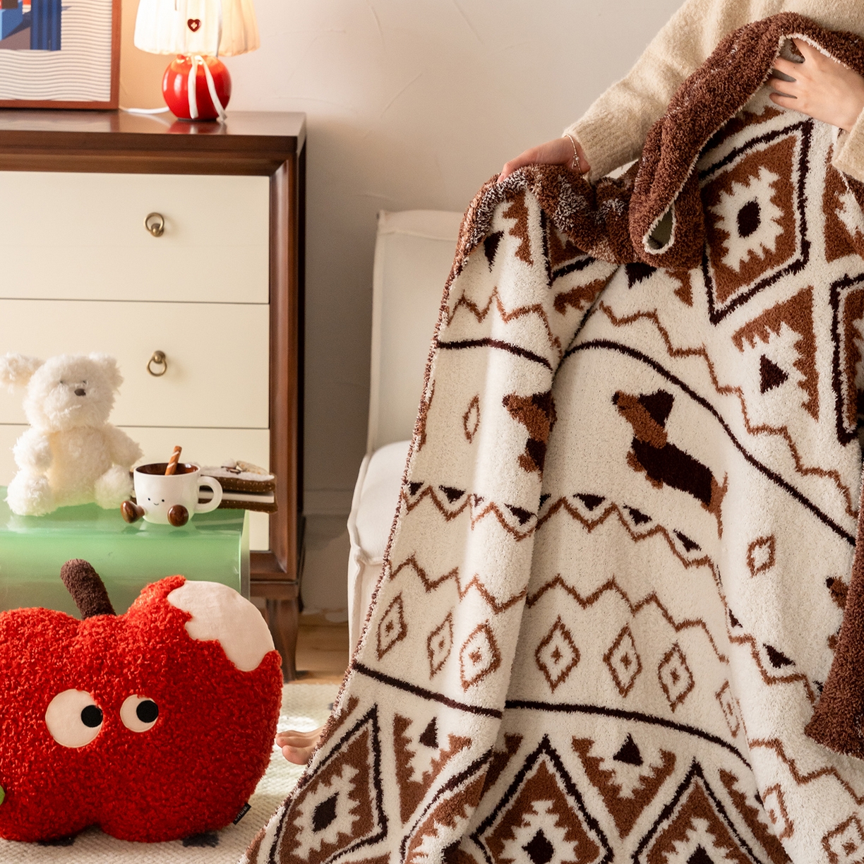 91家纺网 家纺一手货源 找家纺 多乐娜 2025新款原创设计半边绒毛毯盖毯沙发毯毯子 费尔岛咖