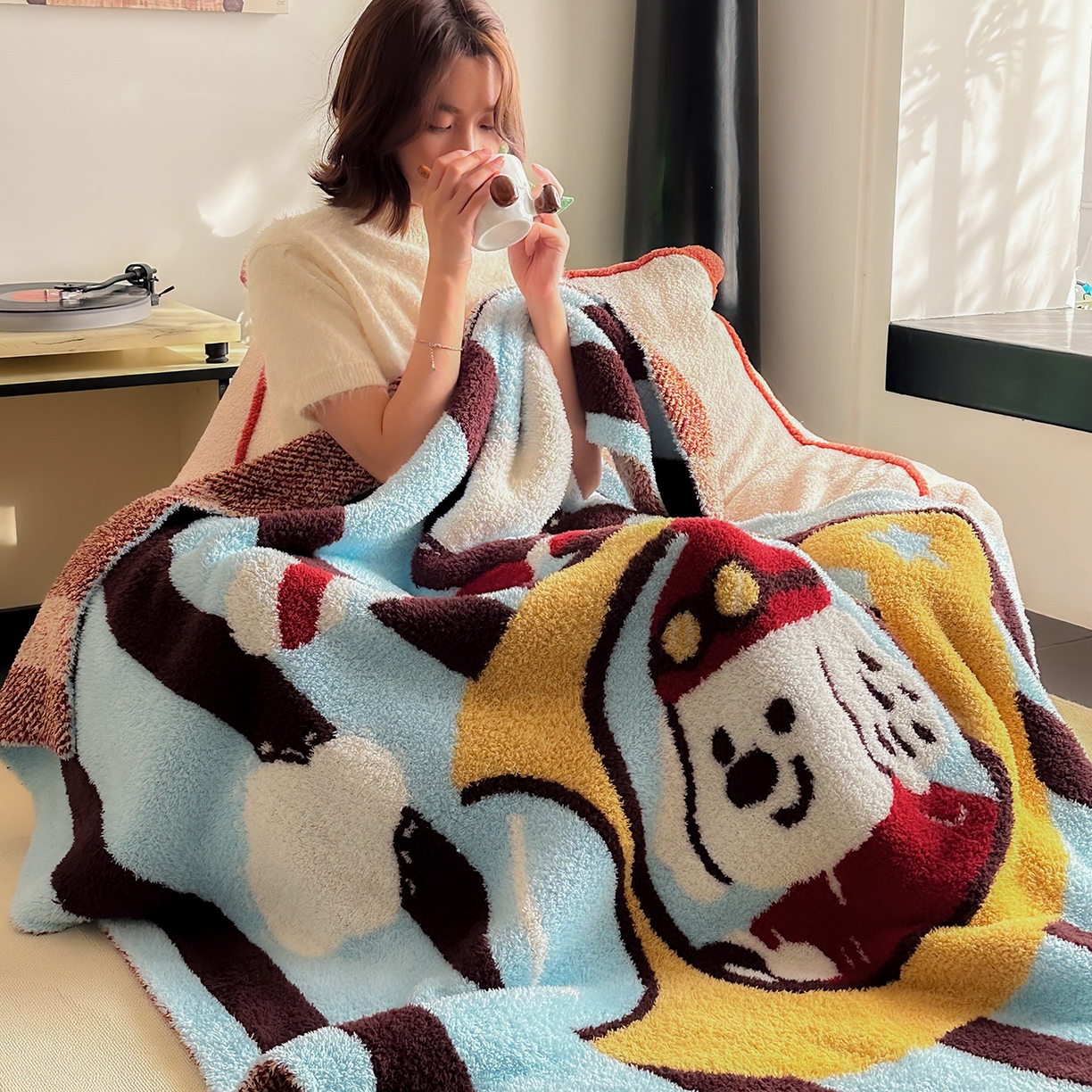 91家纺网 家纺一手货源 找家纺 多乐娜 2025新款原创设计半边绒毛毯盖毯沙发毯毯子 飞行日记