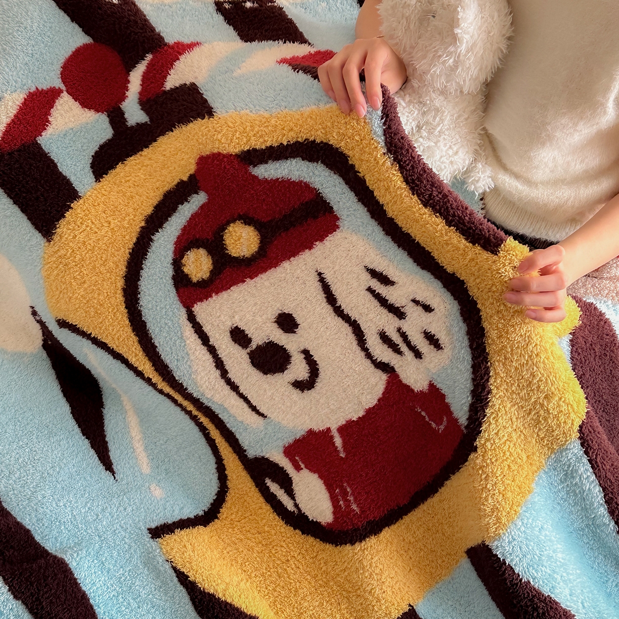 91家纺网 家纺一手货源 找家纺 多乐娜 2025新款原创设计半边绒毛毯盖毯沙发毯毯子 飞行日记