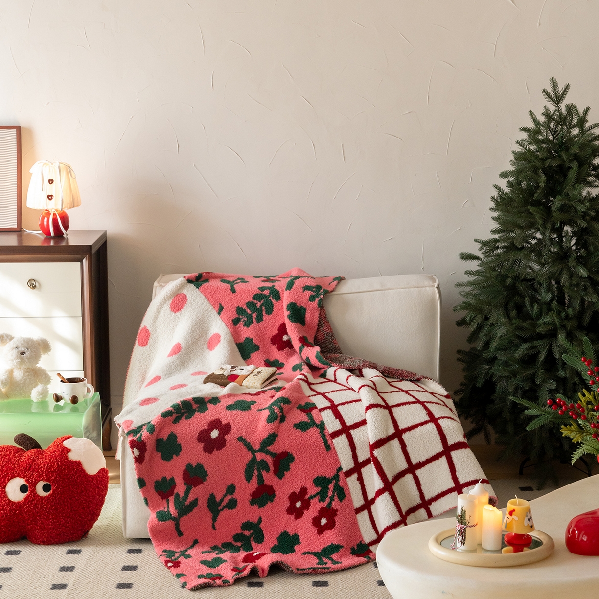 91家纺网 家纺一手货源 找家纺 多乐娜 2025新款原创设计半边绒毛毯盖毯沙发毯毯子 花漾溪岸