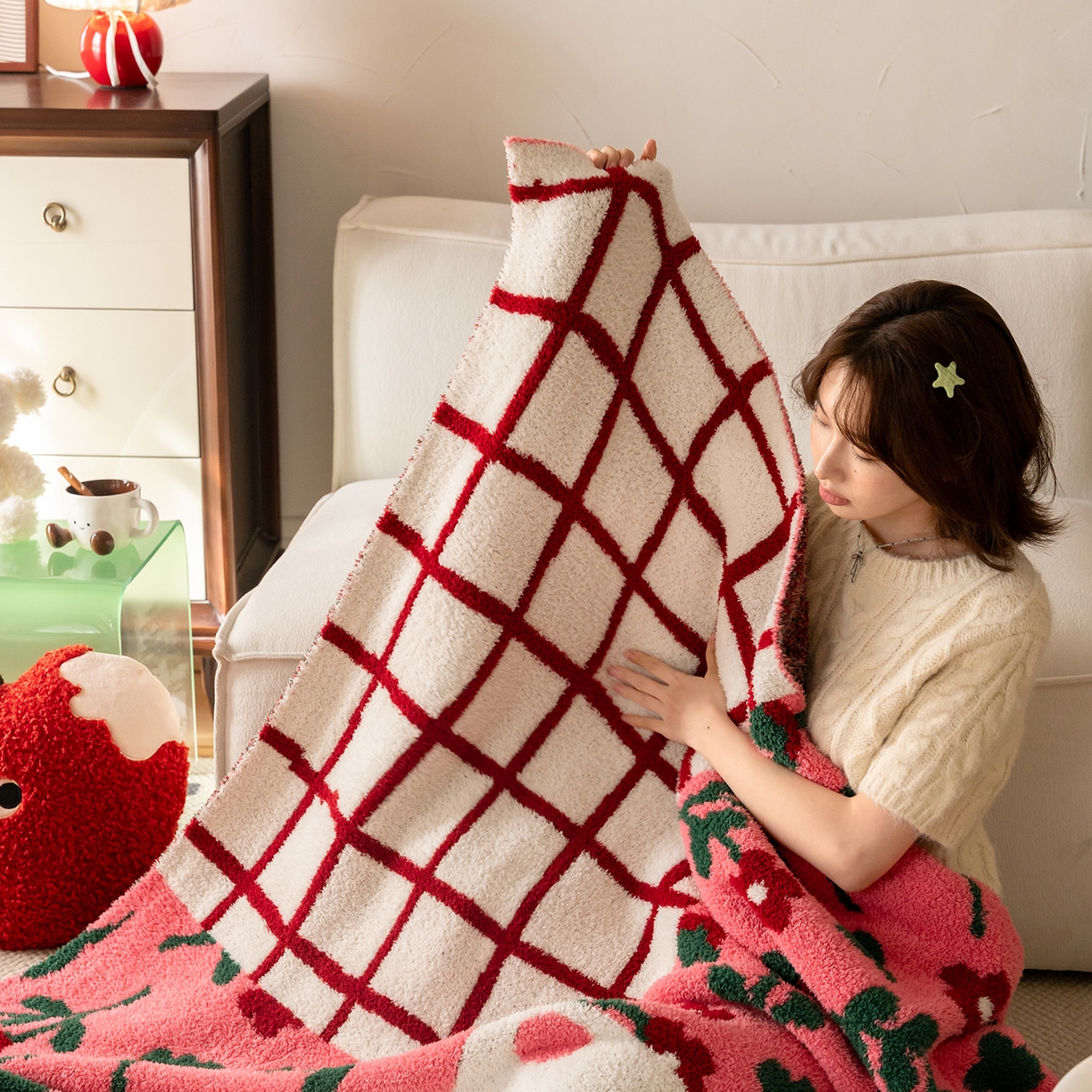 91家纺网 家纺一手货源 找家纺 多乐娜 2025新款原创设计半边绒毛毯盖毯沙发毯毯子 花漾溪岸