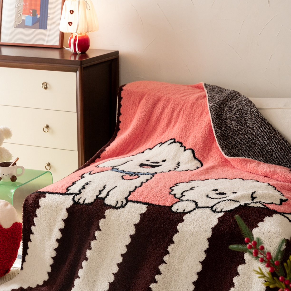 91家纺网 家纺一手货源 找家纺 多乐娜 2025新款原创设计半边绒毛毯盖毯沙发毯毯子 奶棕萌汪