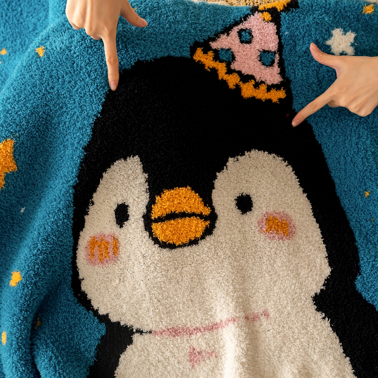 91家纺网 家纺一手货源 找家纺 多乐娜 2025新款原创设计半边绒毛毯盖毯沙发毯毯子 企鹅嘟嘟