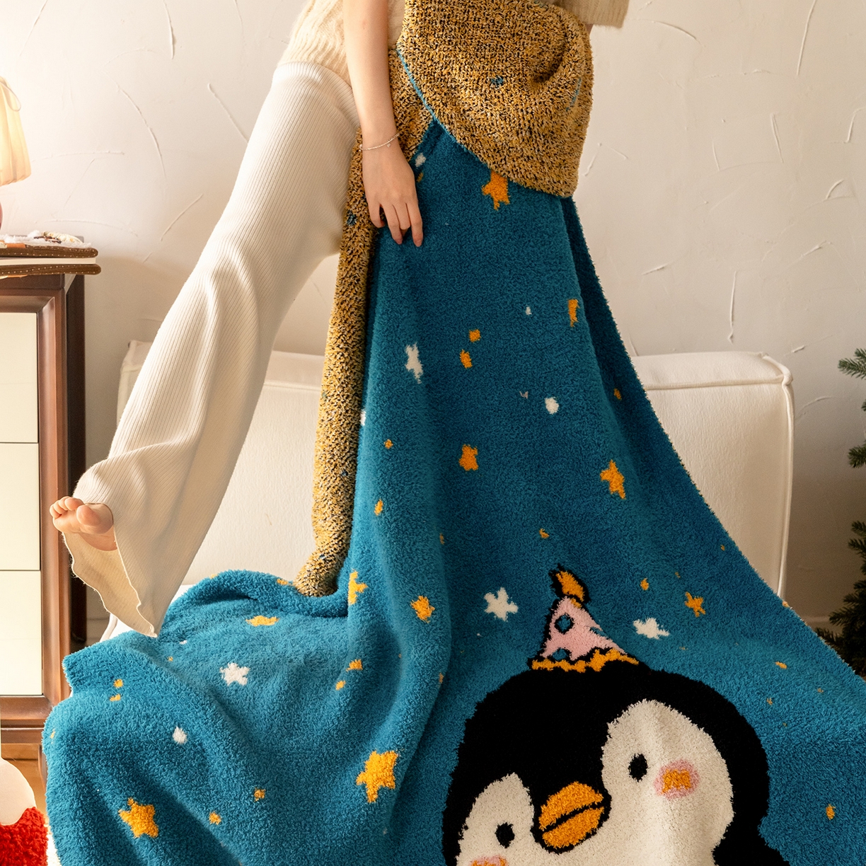 91家纺网 家纺一手货源 找家纺 多乐娜 2025新款原创设计半边绒毛毯盖毯沙发毯毯子 企鹅嘟嘟