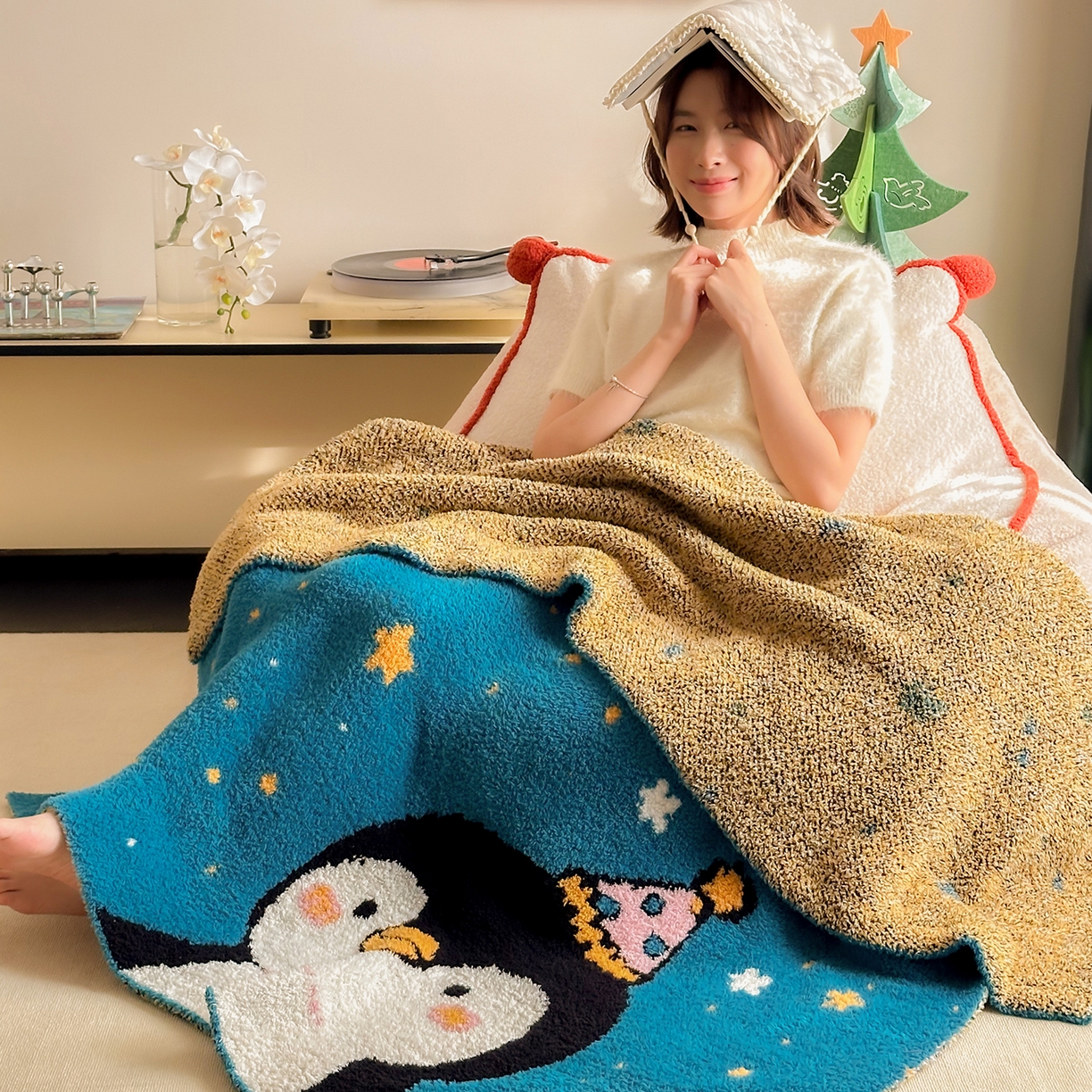91家纺网 家纺一手货源 找家纺 多乐娜 2025新款原创设计半边绒毛毯盖毯沙发毯毯子 企鹅嘟嘟