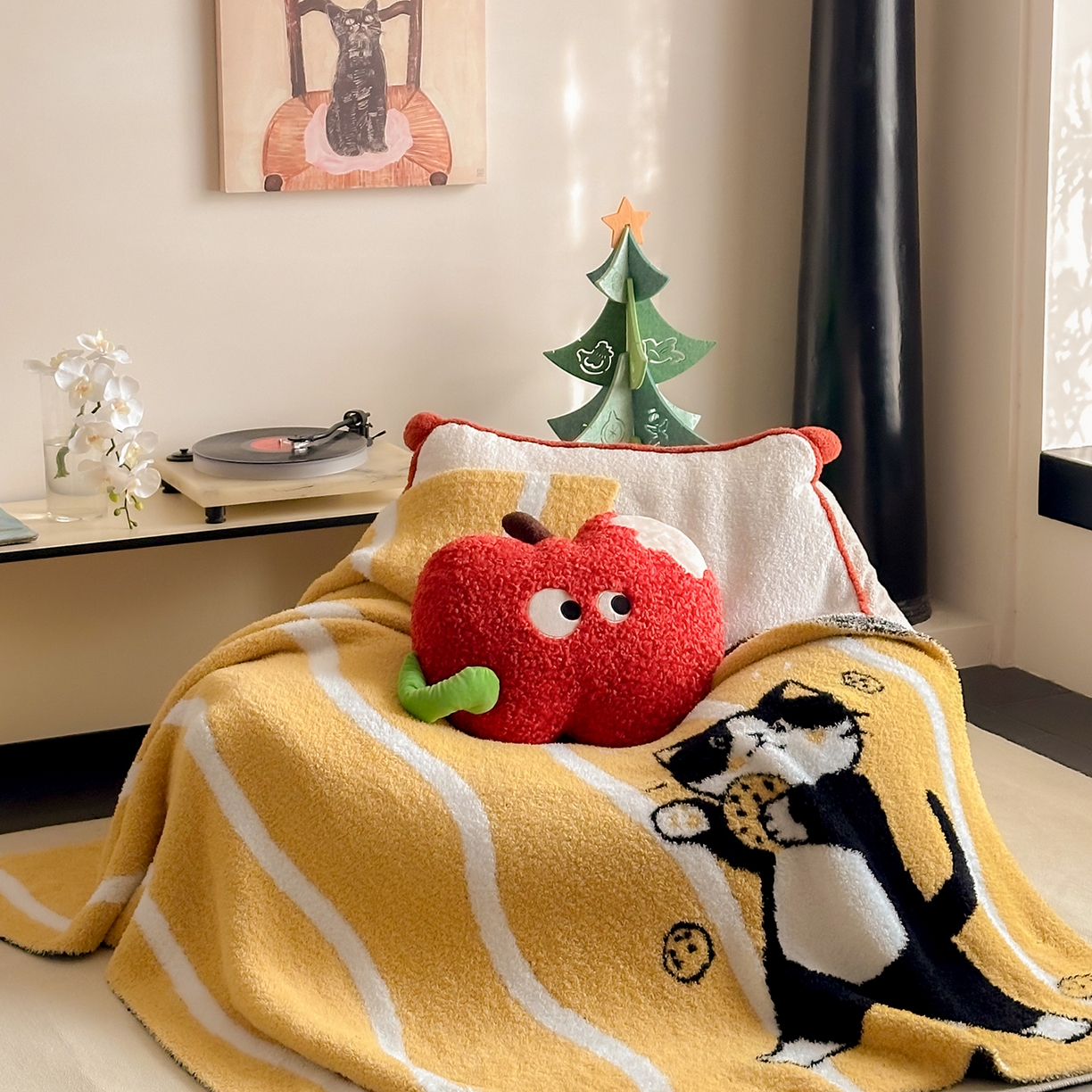 91家纺网 家纺一手货源 找家纺 多乐娜 2025新款原创设计半边绒毛毯盖毯沙发毯毯子 曲奇黑喵