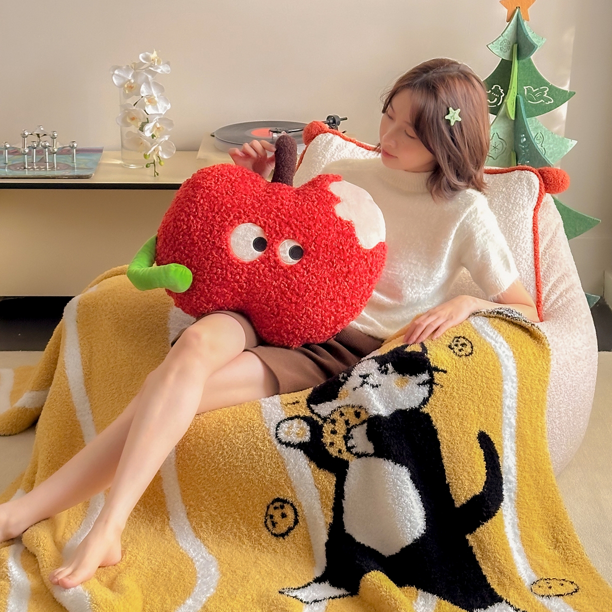 91家纺网 家纺一手货源 找家纺 多乐娜 2025新款原创设计半边绒毛毯盖毯沙发毯毯子 曲奇黑喵