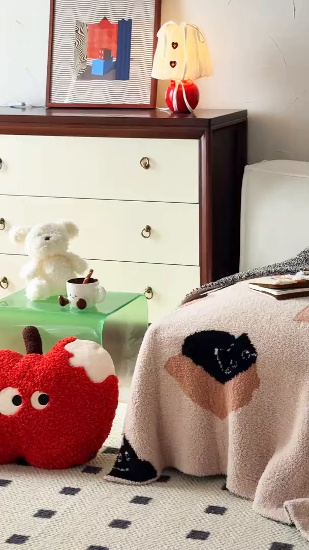 91家纺网 家纺一手货源 找家纺 多乐娜 2025新款原创设计半边绒毛毯盖毯沙发毯毯子 捉迷藏的喵