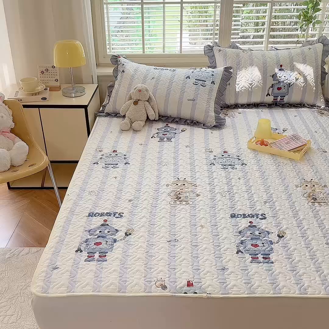 91家纺网 家纺一手货源 找家纺 美达家纺 新款A类全棉夹棉防滑可机洗床盖全棉直边软席款（可定制）蓝星绮梦