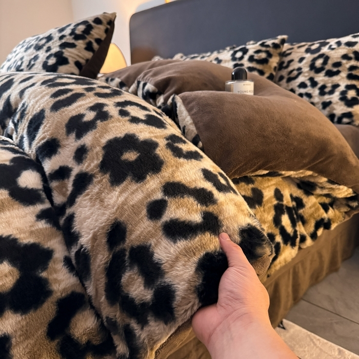 91家纺网 家纺一手货源 找家纺 （总）赛丽雅 2025新款高克重兔毛绒兔兔绒牛奶绒四件套