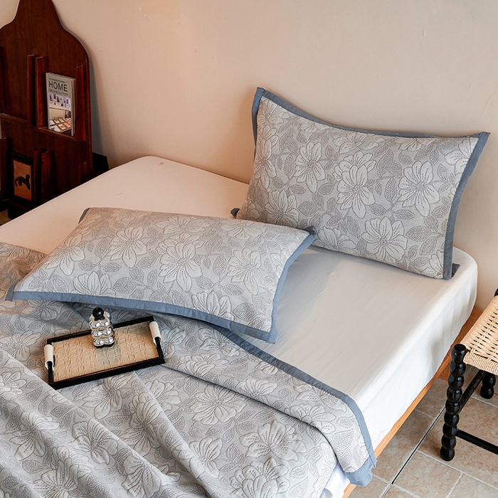 91家纺网 家纺一手货源 找家纺 棠薇家纺 2025新款全棉纱布枕套厚枕套 花影