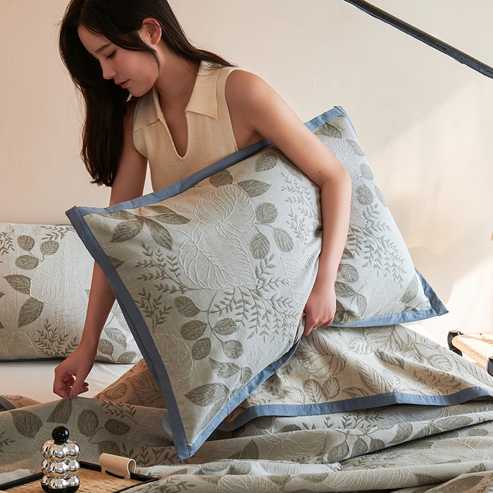 91家纺网 家纺一手货源 找家纺 棠薇家纺 2025新款全棉纱布枕套厚枕套 叶摇卡其