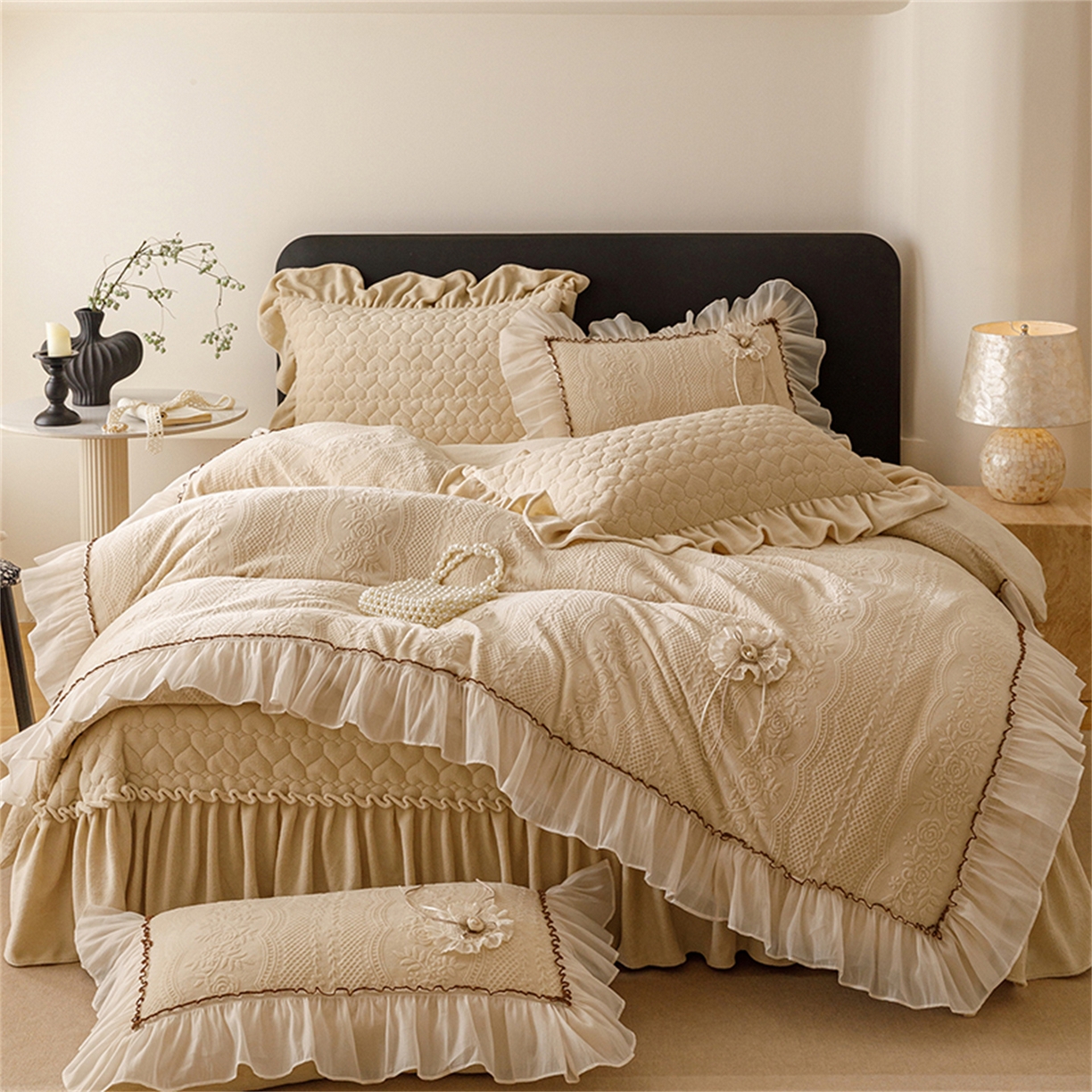 91家纺网 家纺一手货源 找家纺 （总）好儿喜家纺 2025新款雕花牛奶绒床盖四件套-瑞享系列