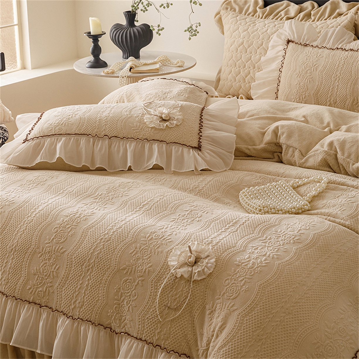 91家纺网 家纺一手货源 找家纺 （总）好儿喜家纺 2025新款雕花牛奶绒床盖四件套-瑞享系列