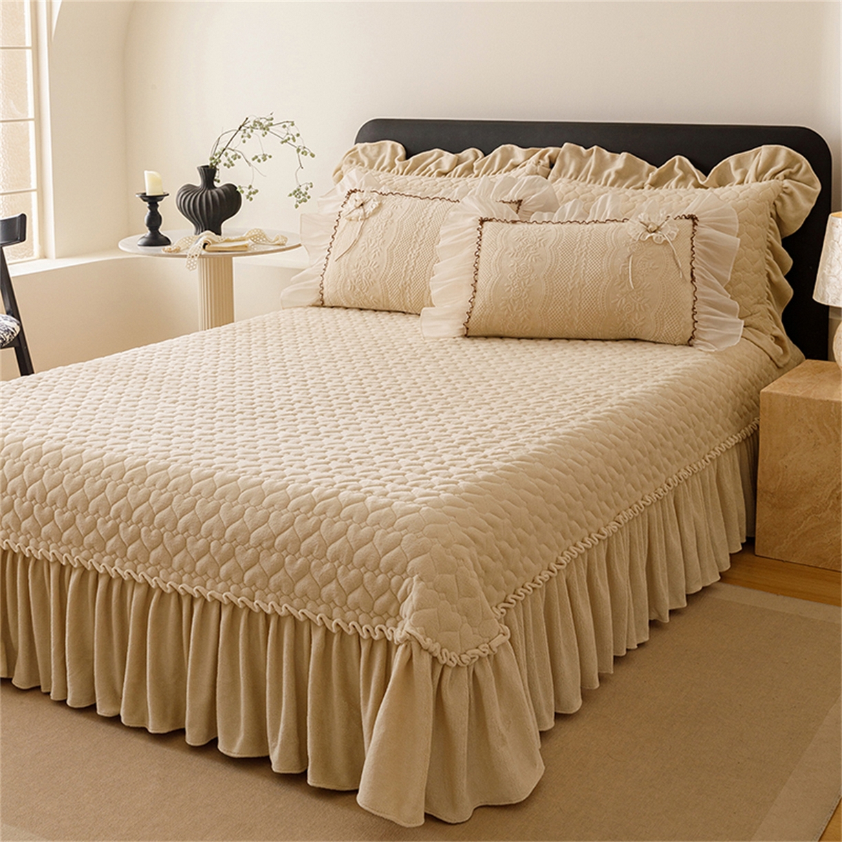 91家纺网 家纺一手货源 找家纺 （总）好儿喜家纺 2025新款雕花牛奶绒床盖四件套-瑞享系列