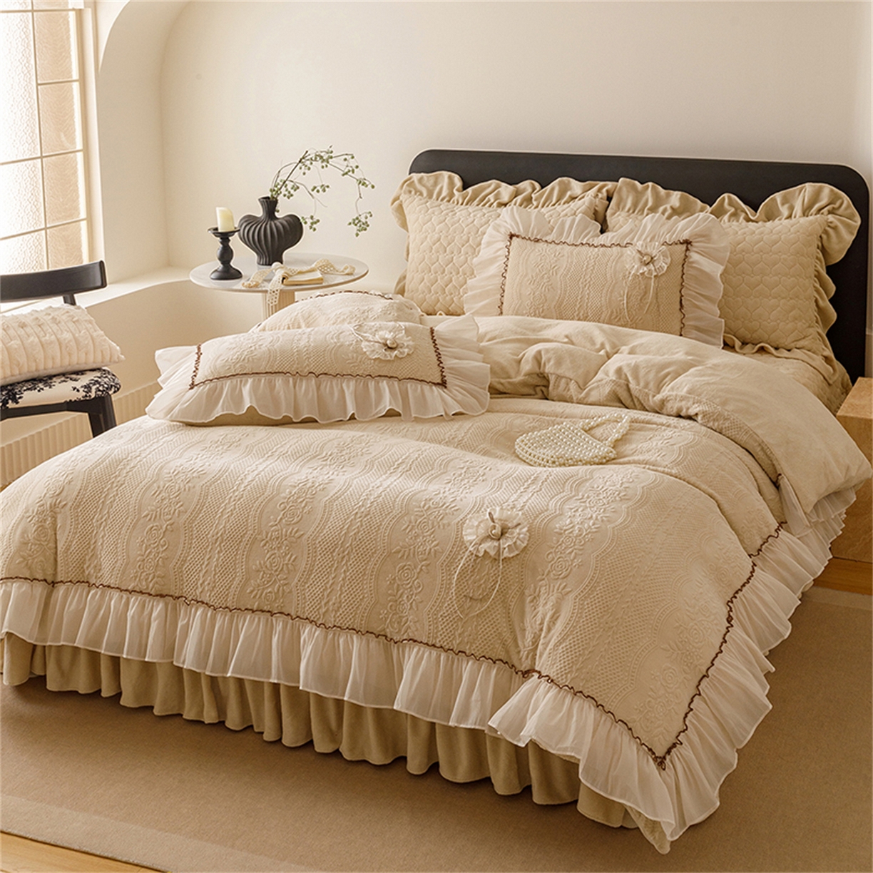 91家纺网 家纺一手货源 找家纺 （总）好儿喜家纺 2025新款雕花牛奶绒床盖四件套-瑞享系列