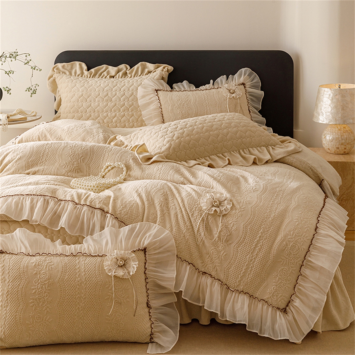 91家纺网 家纺一手货源 找家纺 （总）好儿喜家纺 2025新款雕花牛奶绒床盖四件套-瑞享系列