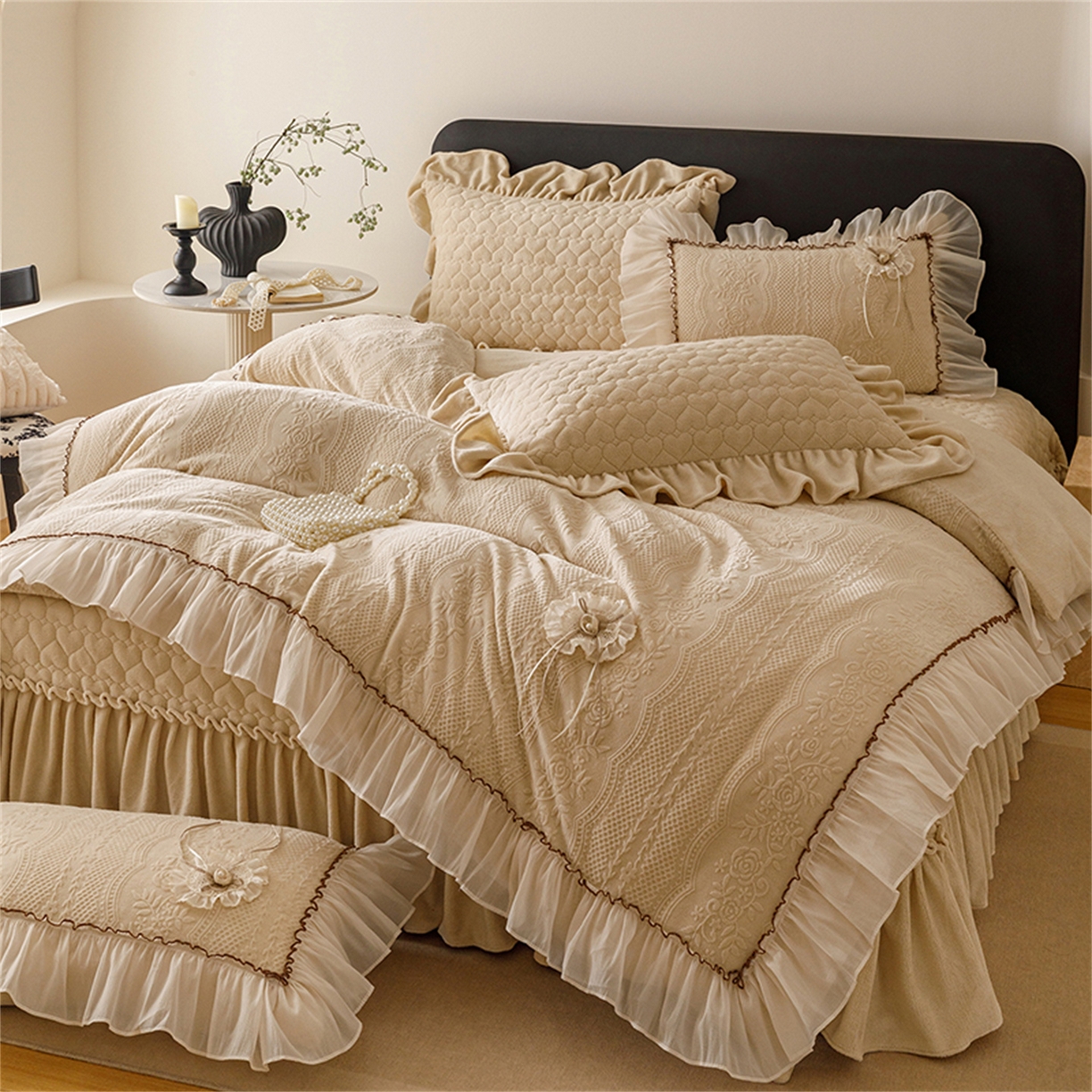 91家纺网 家纺一手货源 找家纺 （总）好儿喜家纺 2025新款雕花牛奶绒床盖四件套-瑞享系列