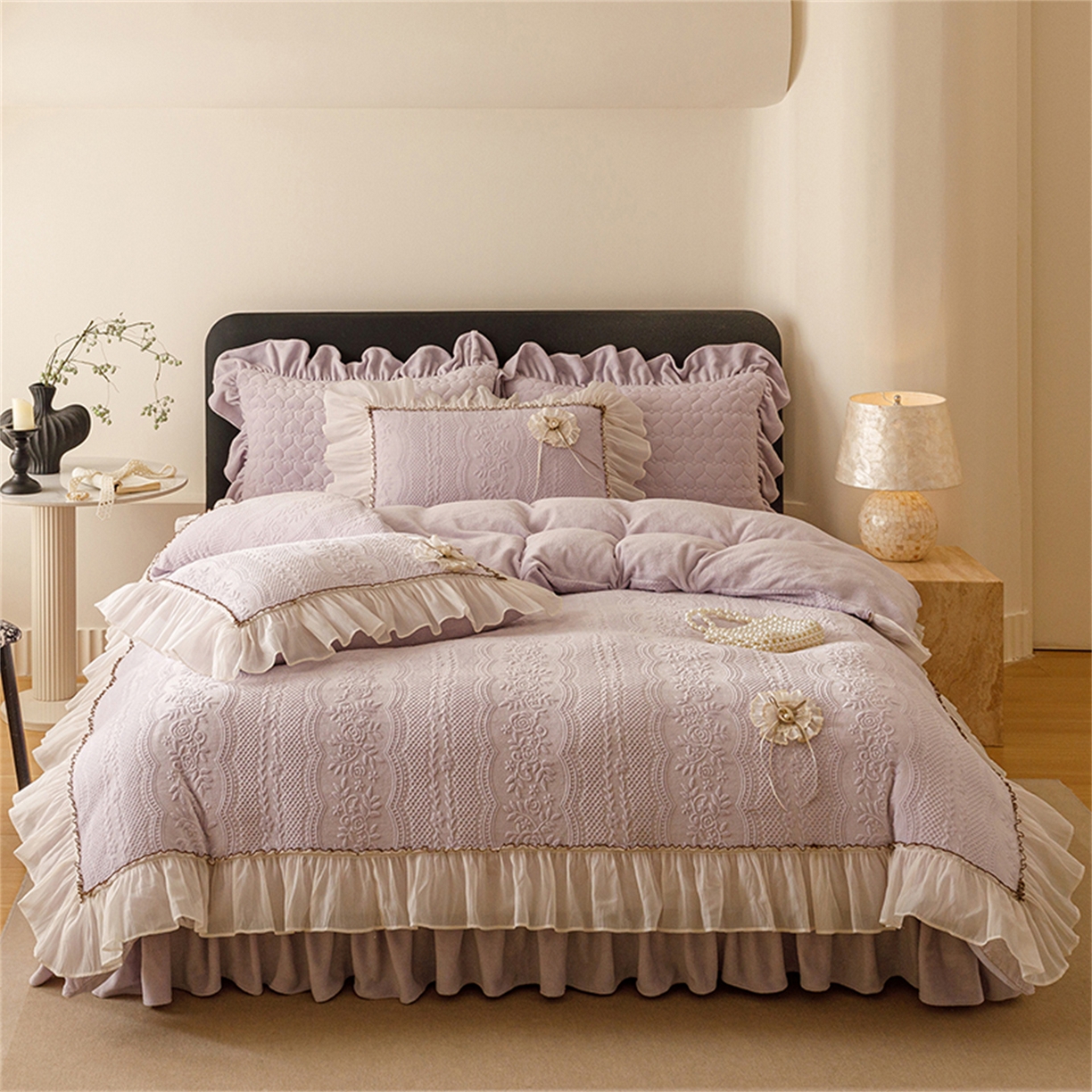 91家纺网 家纺一手货源 找家纺 好儿喜家纺 2025新款雕花牛奶绒床盖四件套-瑞享系列 瑞享-浅紫