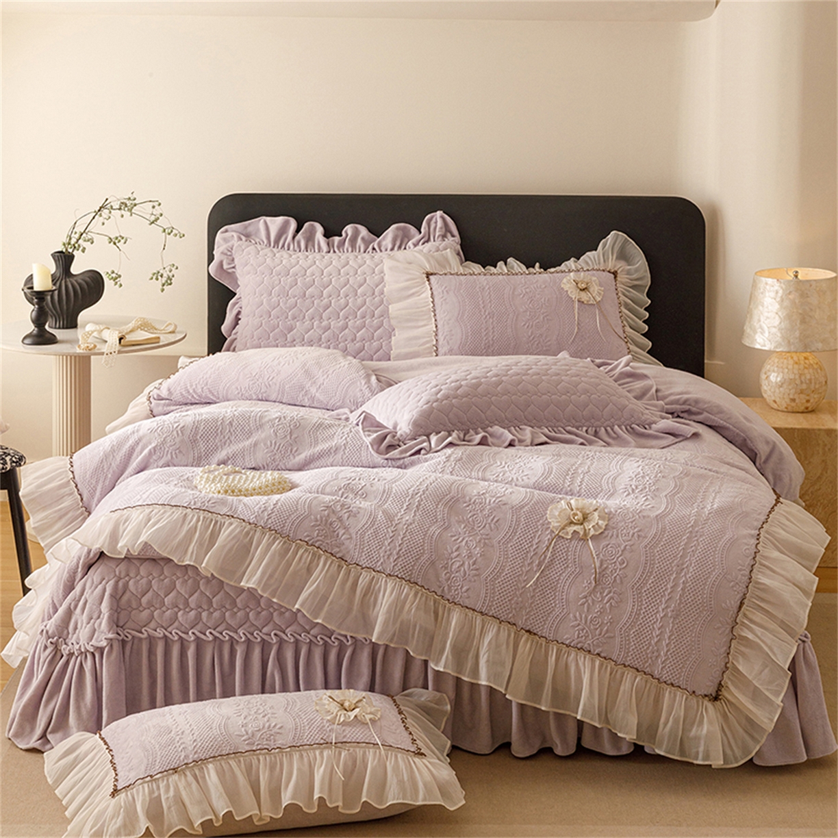 91家纺网 家纺一手货源 找家纺 好儿喜家纺 2025新款雕花牛奶绒床盖四件套-瑞享系列 瑞享-浅紫