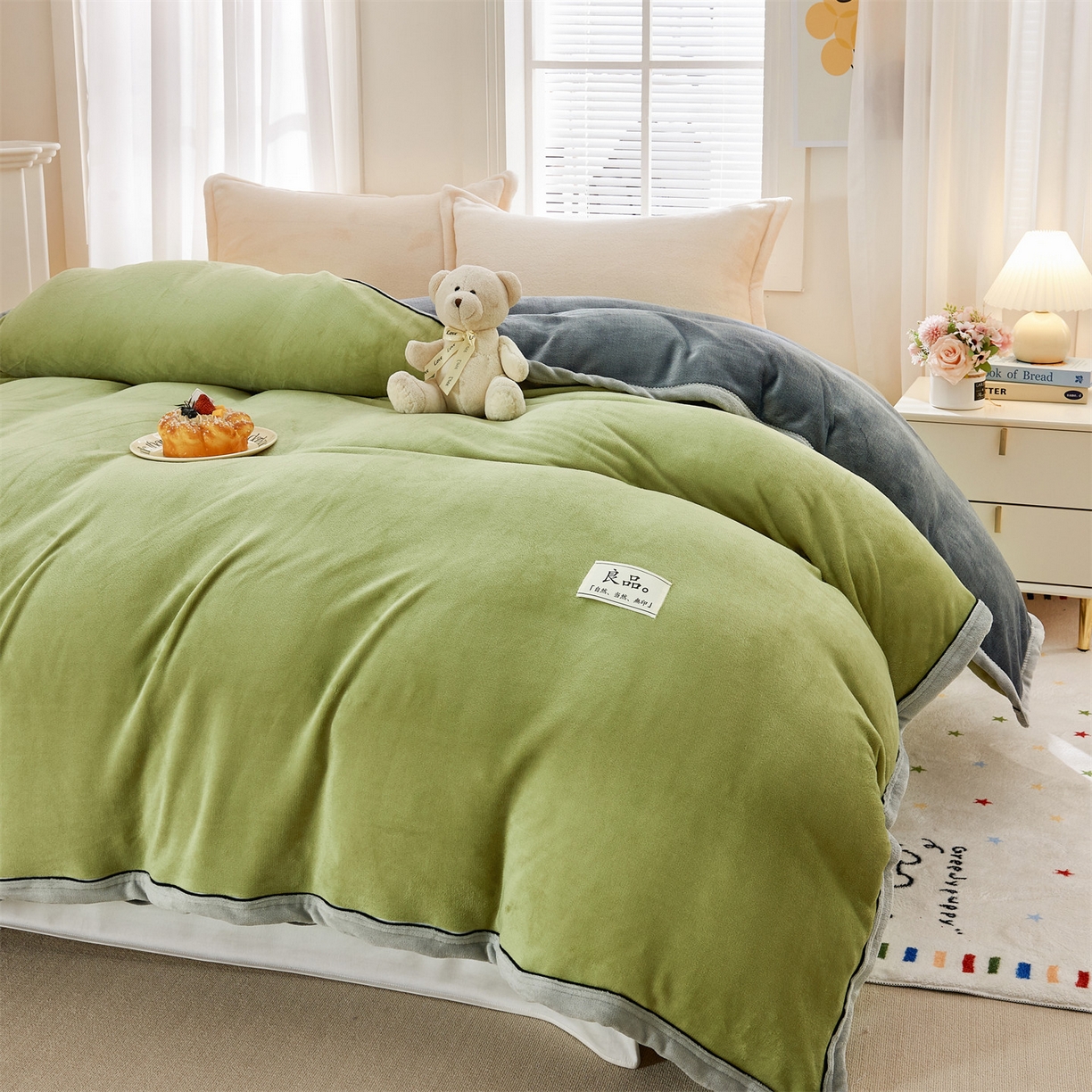 91家纺网 家纺一手货源 找家纺 天之澜家纺 2025新款多功能牛奶绒单被套盖毯（不含被芯） 豆绿