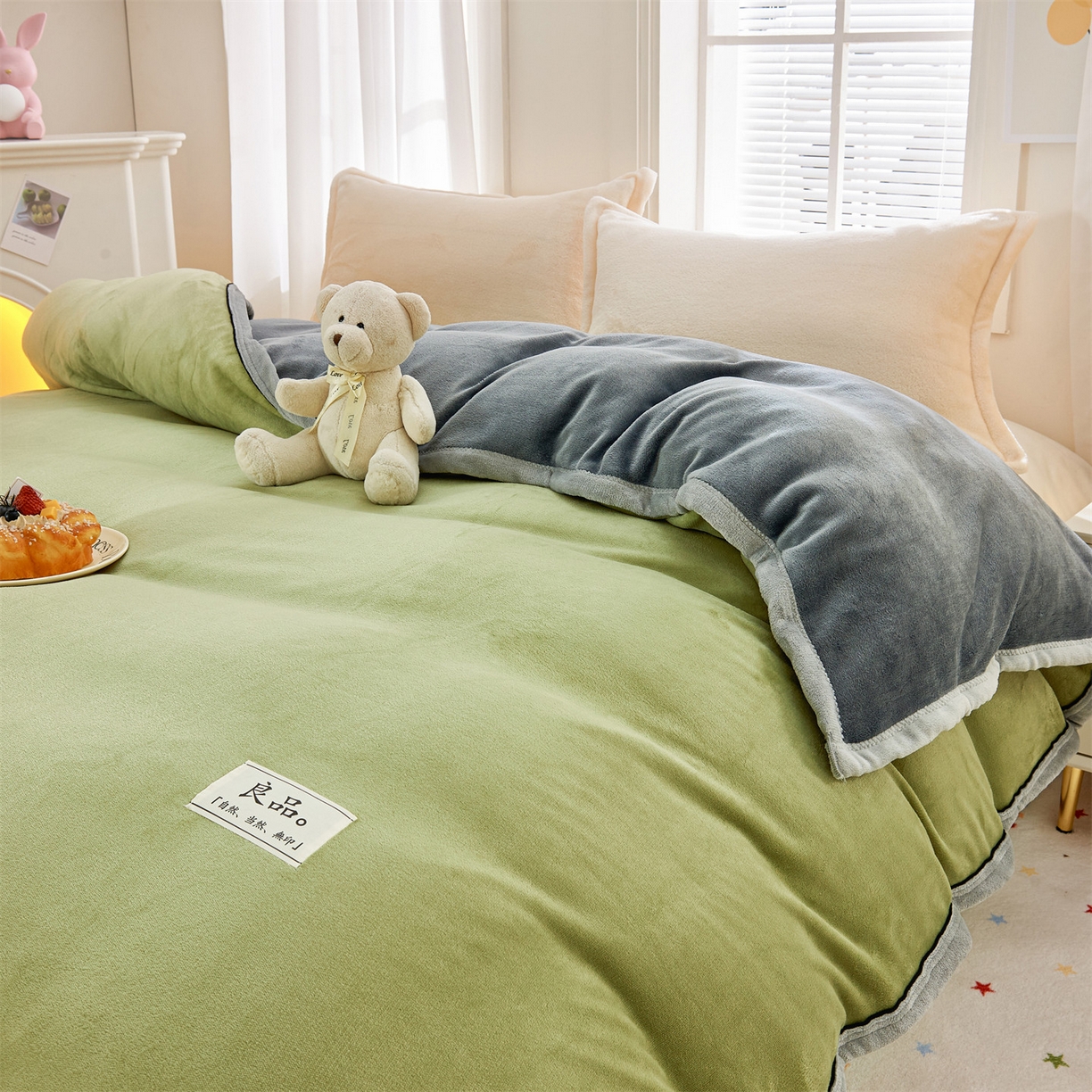 91家纺网 家纺一手货源 找家纺 天之澜家纺 2025新款多功能牛奶绒单被套盖毯（不含被芯） 豆绿
