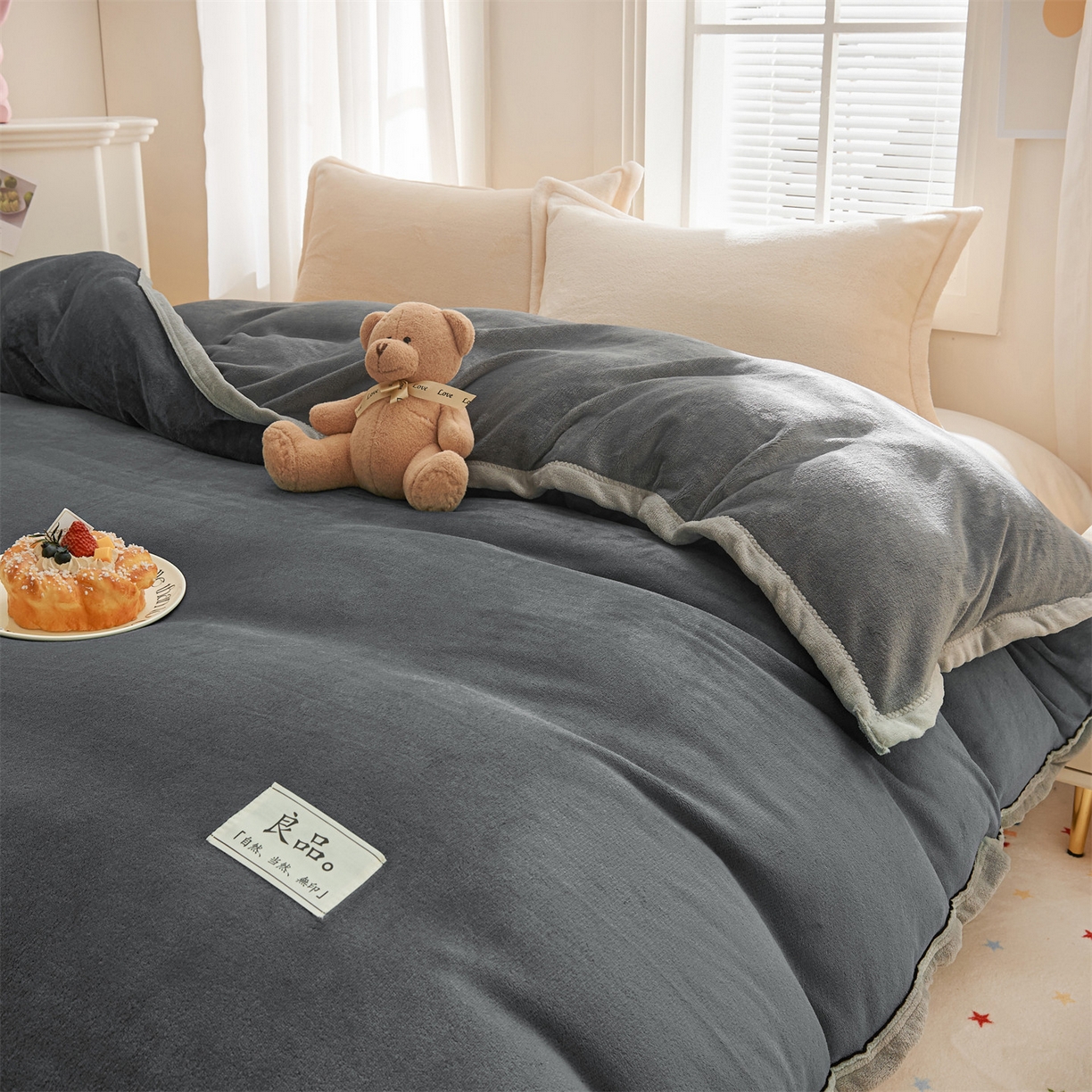 91家纺网 家纺一手货源 找家纺 天之澜家纺 2025新款多功能牛奶绒单被套盖毯（不含被芯） 烟灰
