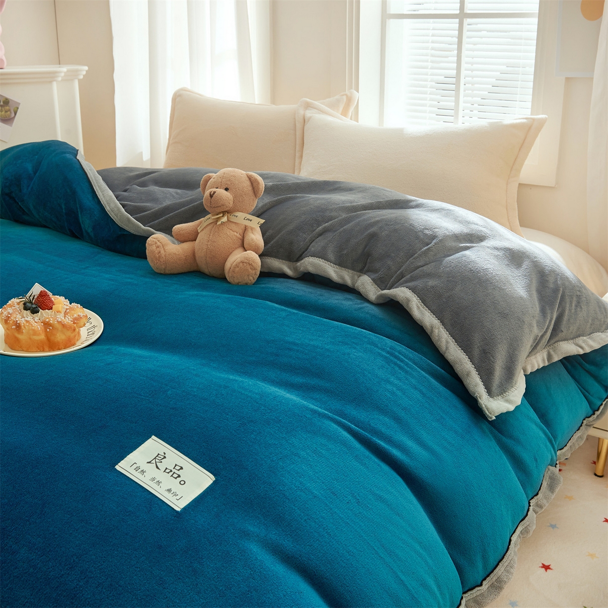 91家纺网 家纺一手货源 找家纺 天之澜家纺 2025新款多功能牛奶绒单被套盖毯（不含被芯） 墨玉蓝