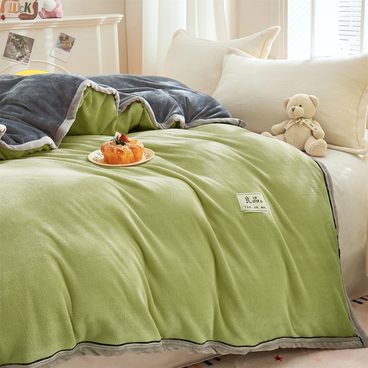91家纺网 家纺一手货源 找家纺 天之澜家纺 2025新款多功能牛奶绒单被套盖毯（不含被芯） 豆绿