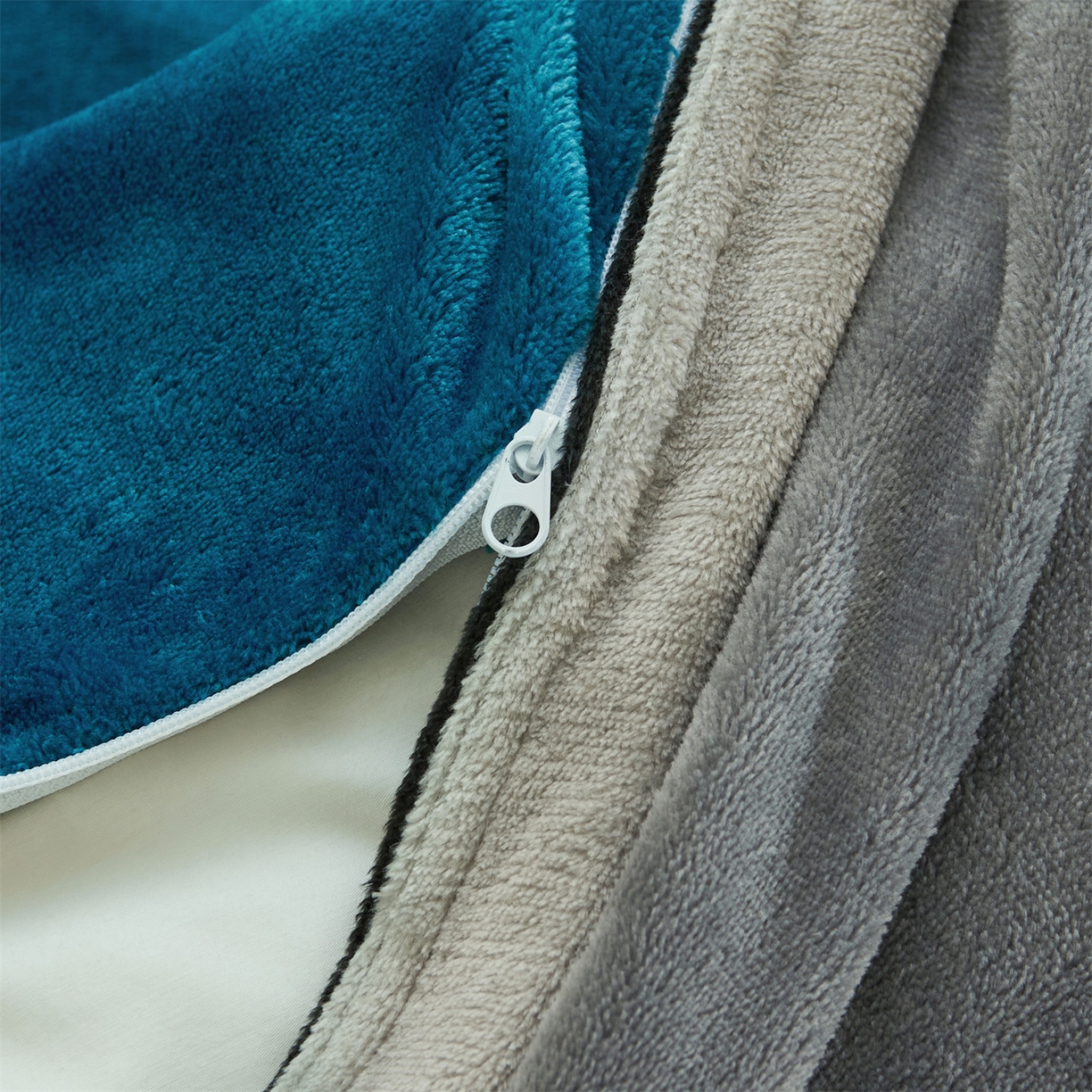 91家纺网 家纺一手货源 找家纺 天之澜家纺 2025新款多功能牛奶绒单被套盖毯（不含被芯） 墨玉蓝