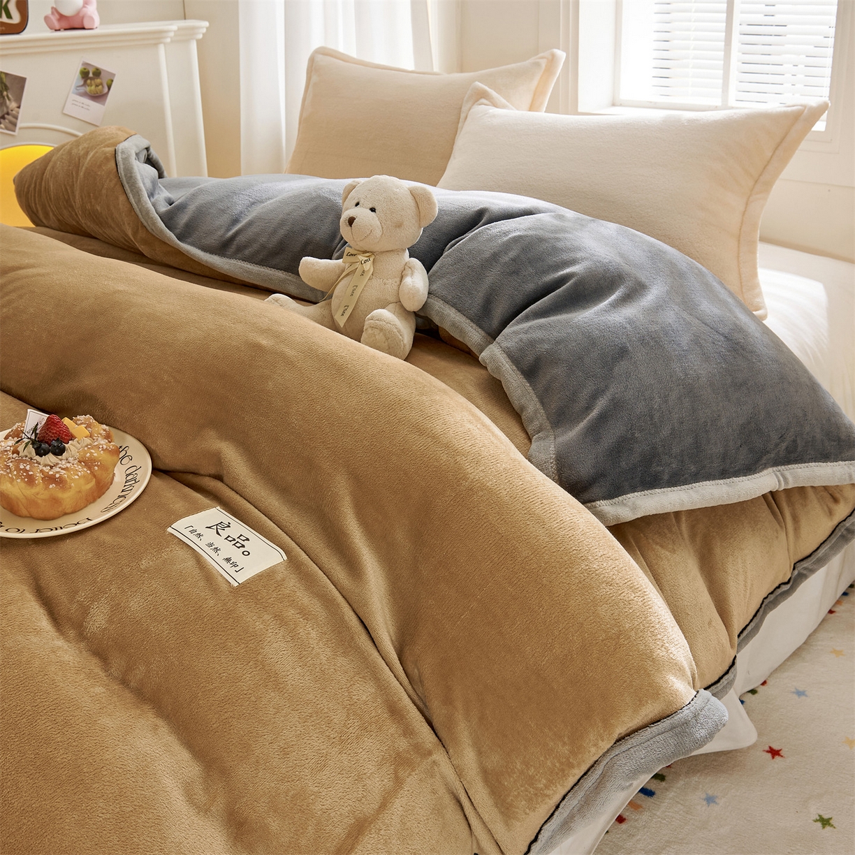91家纺网 家纺一手货源 找家纺 天之澜家纺 2025新款多功能牛奶绒单被套盖毯（不含被芯） 卡其