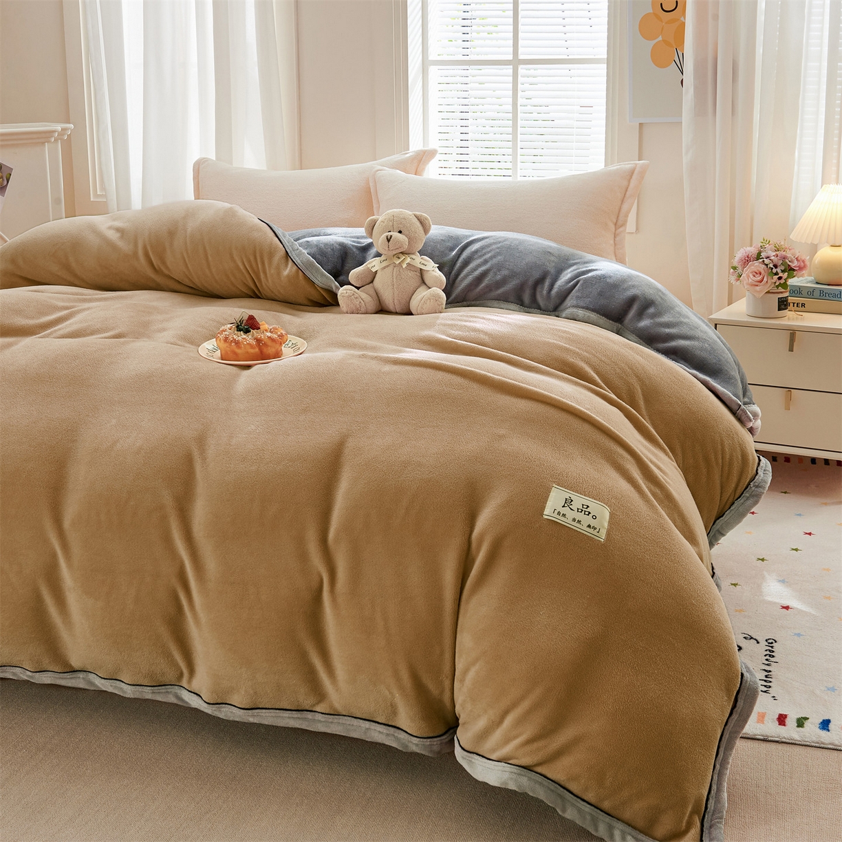 91家纺网 家纺一手货源 找家纺 天之澜家纺 2025新款多功能牛奶绒单被套盖毯（不含被芯） 卡其