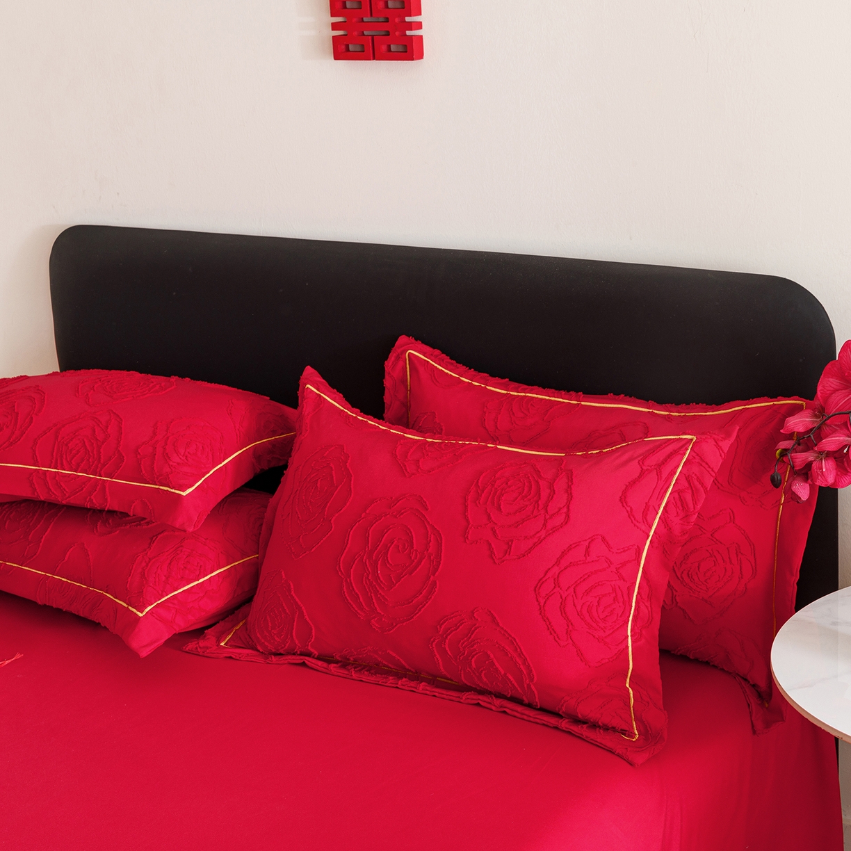 91家纺网 家纺一手货源 找家纺 千希家纺 2025新款加厚斜纹剪花工艺婚庆四件套（提供买家秀） 真爱永恒